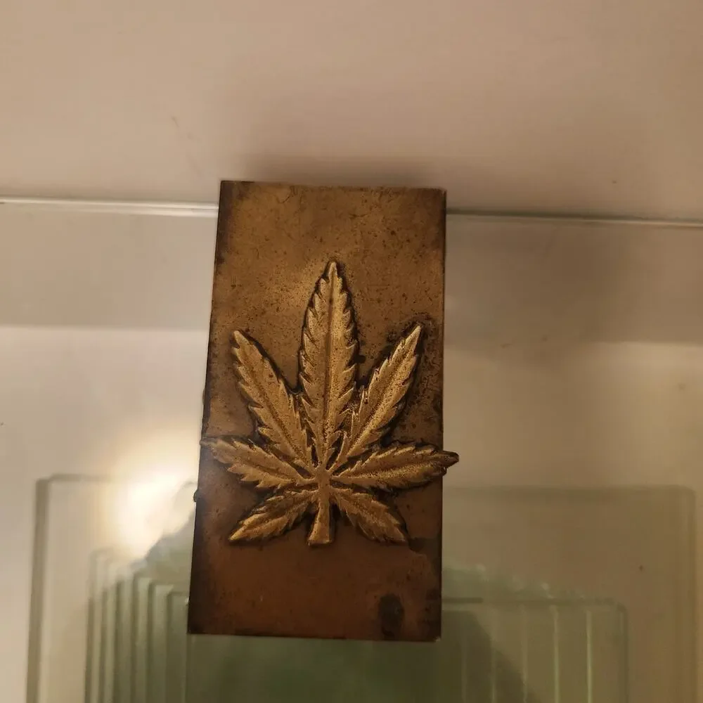 Vintage Brass Marijuana Themed Belt Buckle 60's-70's with secret compartment